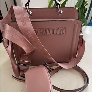 🦩Steve Madden TikTok Famous Pink BEVELYN Crossbody🦩